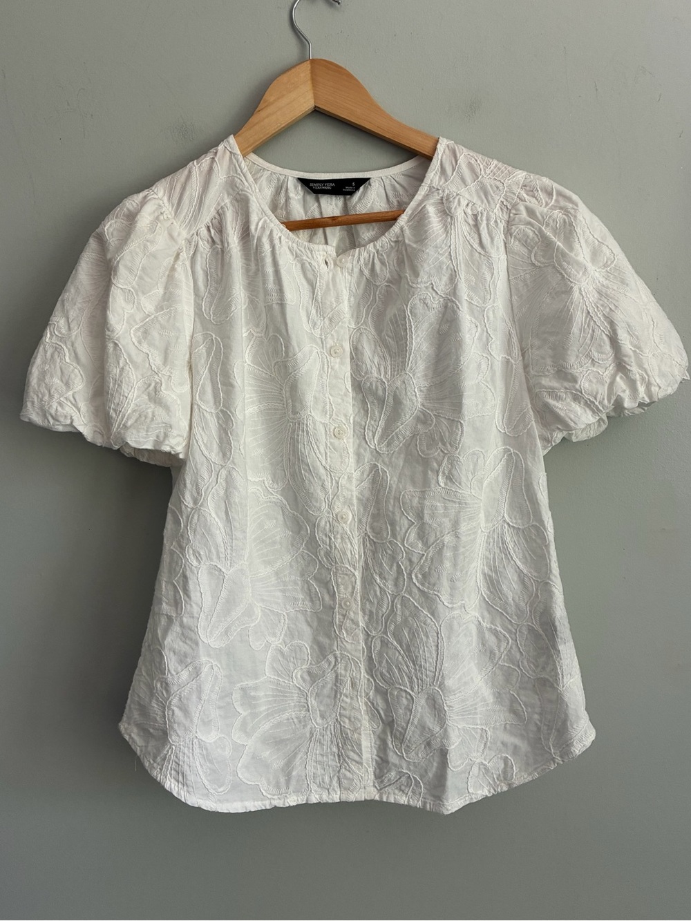 SIMPLY VERA Vera Wang White Embroidered Puff Sleeve Button-Front Top Size S